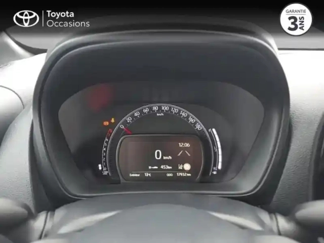 Toyota Aygo x 1.0 vvt-i 72ch dynamic my24 — photo 14