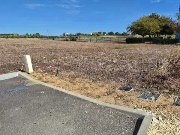 Terrain 803 m²