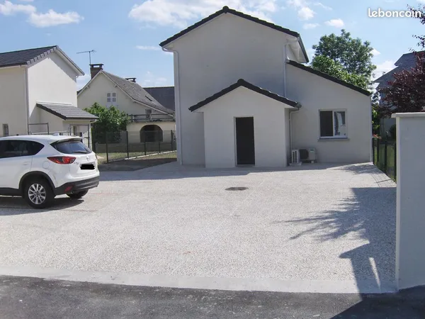 MAISON A LOUER LONS (F5,90m2,2016,BBC)