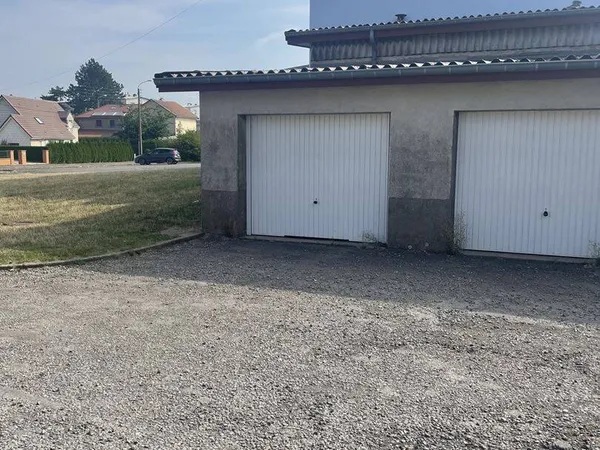 Parking 18 m²