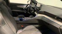Peugeot 3008 Plug-in Hybrid4 300ch GT e-EAT8 — photo 15