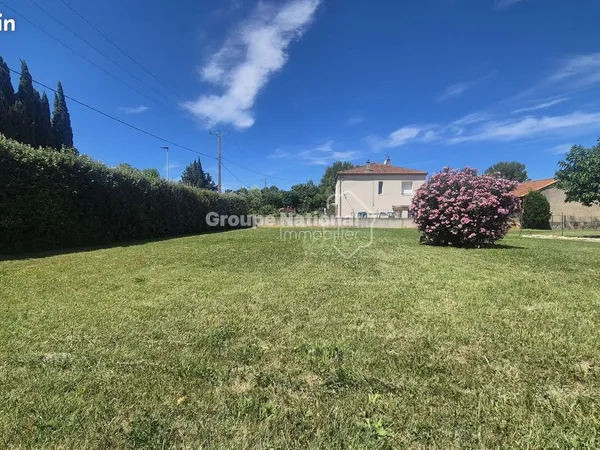Terrain 943 m² Sarrians