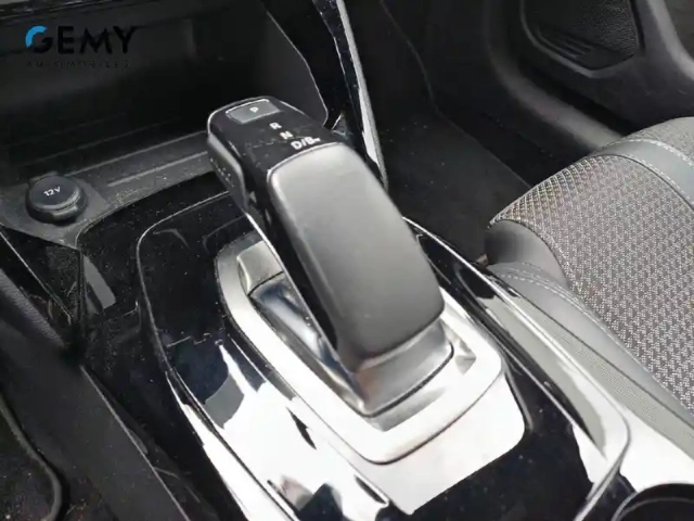 Peugeot 208 electrique 50 kwh 136ch — photo 12