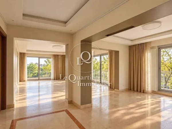 Appartement 6 pièces 135 m²