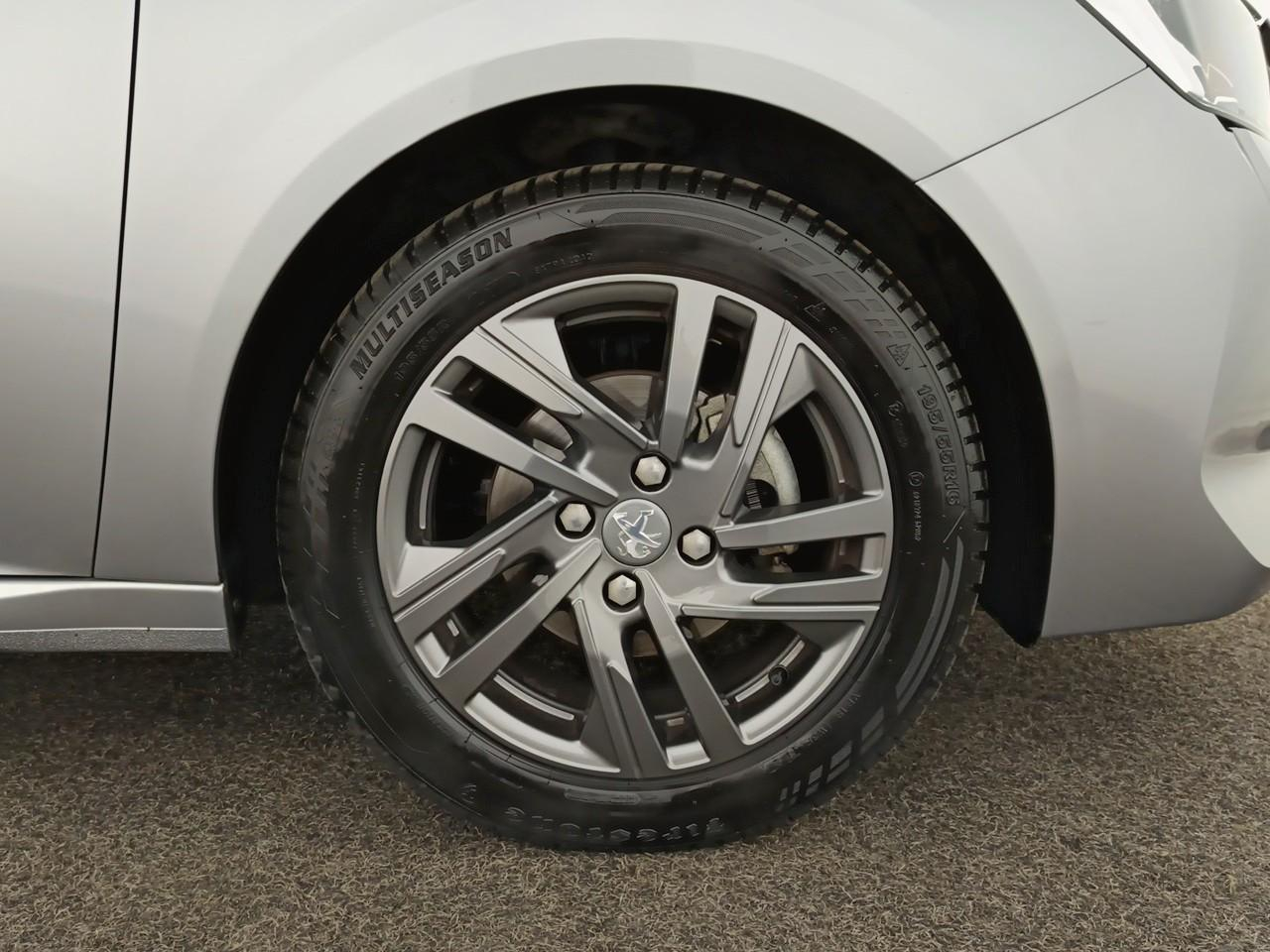 Peugeot 208 puretech 75 s&s bvm5 active pack — photo 11