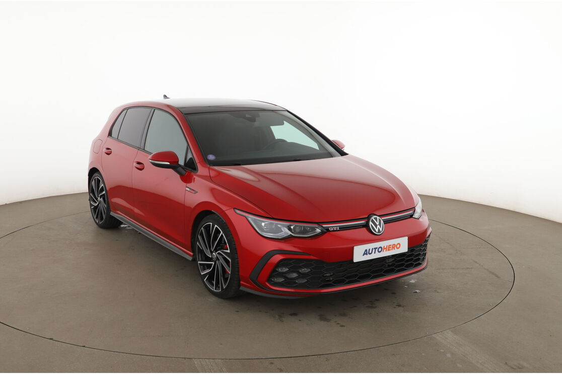 Volkswagen Golf VIII 2.0 TSI GTI DSG7 — photo 7