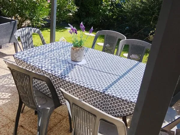 Vds villa t4 Cruet récente 85 m + terrain 150 m