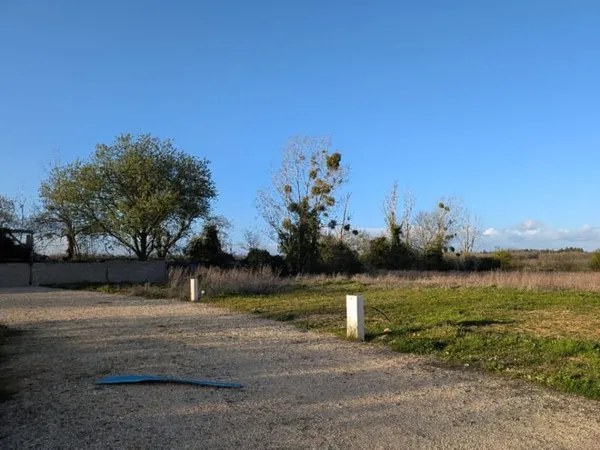 Terrain 721 m²