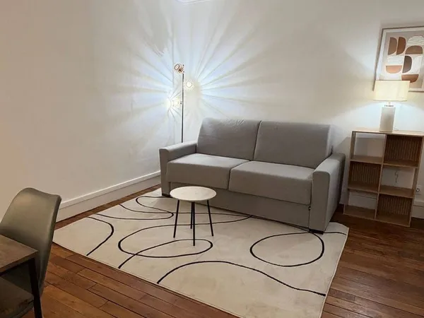 Studio 2 pièces 17 m²