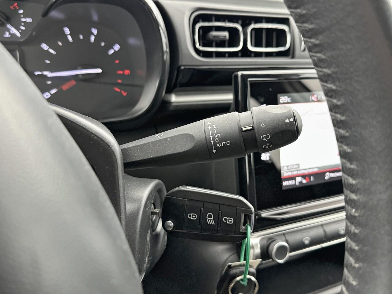 Citroën C3 puretech 110 s&s eat6 shine business — photo 20