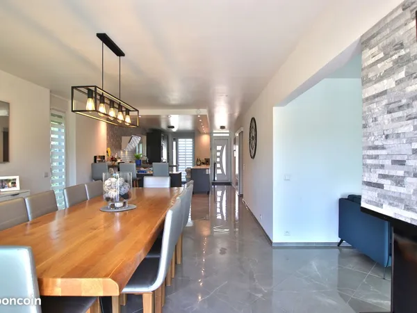 Maison 7 pièces 120 m²