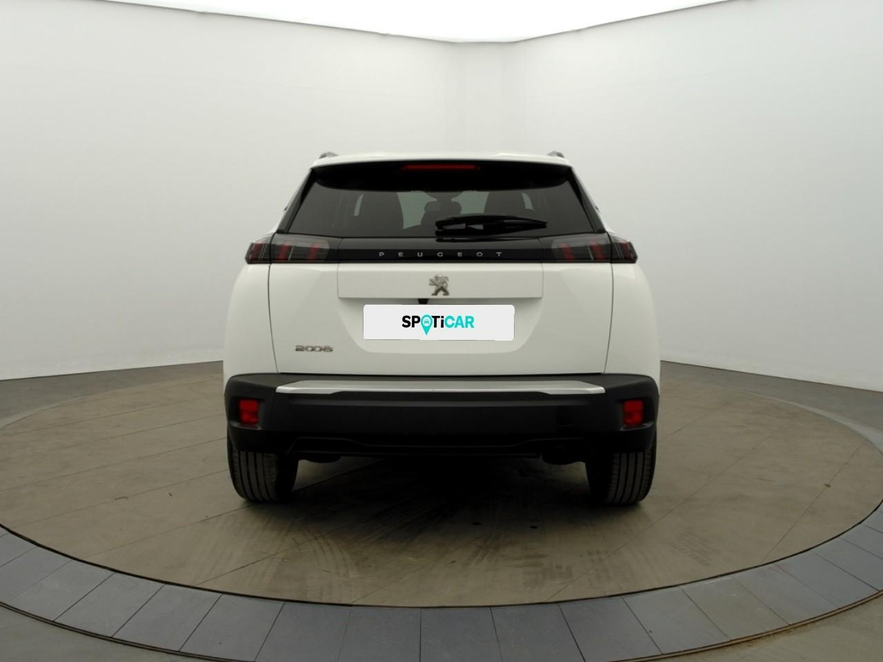 Peugeot 2008 puretech 100 s&s bvm6 style — photo 4