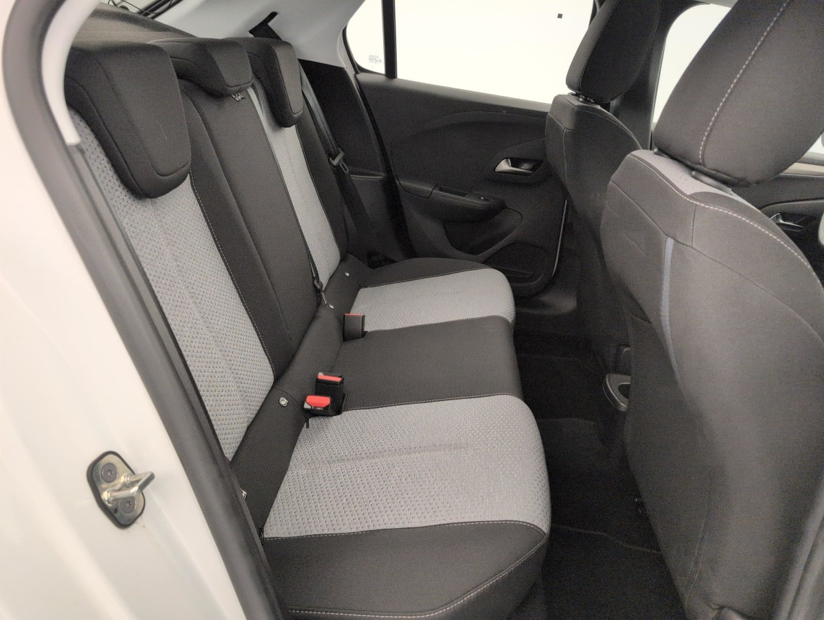 Opel Corsa — photo 10