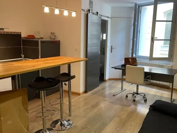 Studio 1 pièce 23 m²