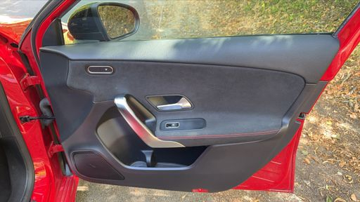 Mercedes Classe A 200 163 7G-DCT - Amg Line Edition – 2018 – 102883 km – Essence – Boîte Automatique — photo 35