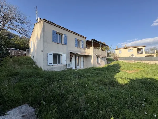 Villa T4 + dépendance - Belcodène