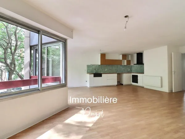 Loue t4 - 84.05 m² - Marseille 06 13006