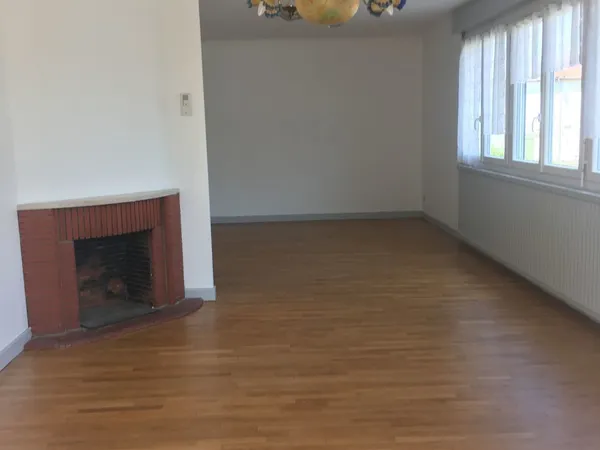 Appartement F 3 76 m² proche centre ville