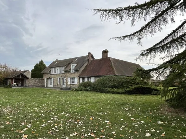 Villa 10 pièces 255 m²