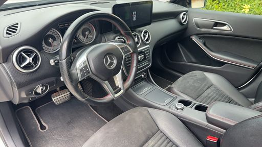 Mercedes Classe A 220 CDI 170 7G-Tronic - Fascination – 2013 – 161900 km – Diesel – Boîte Automatique — photo 26