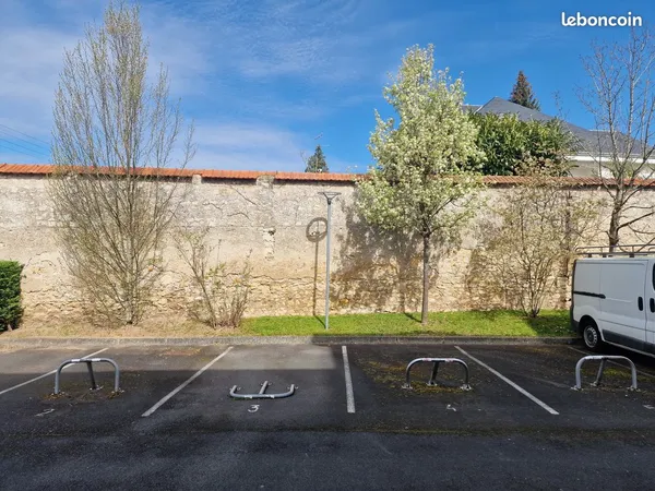 Place de Parking en résidence sécurisée