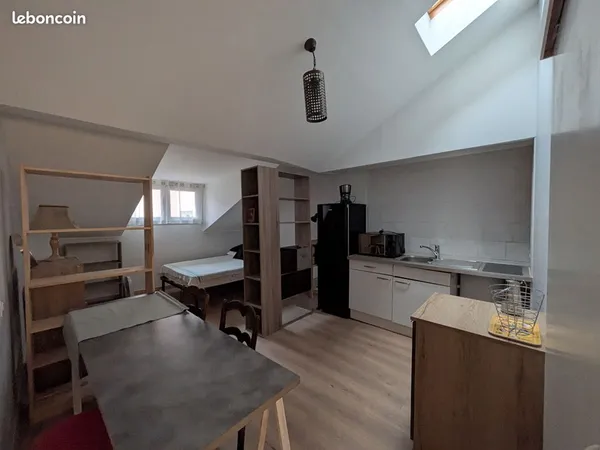 Studio 1 pièce 19 m²