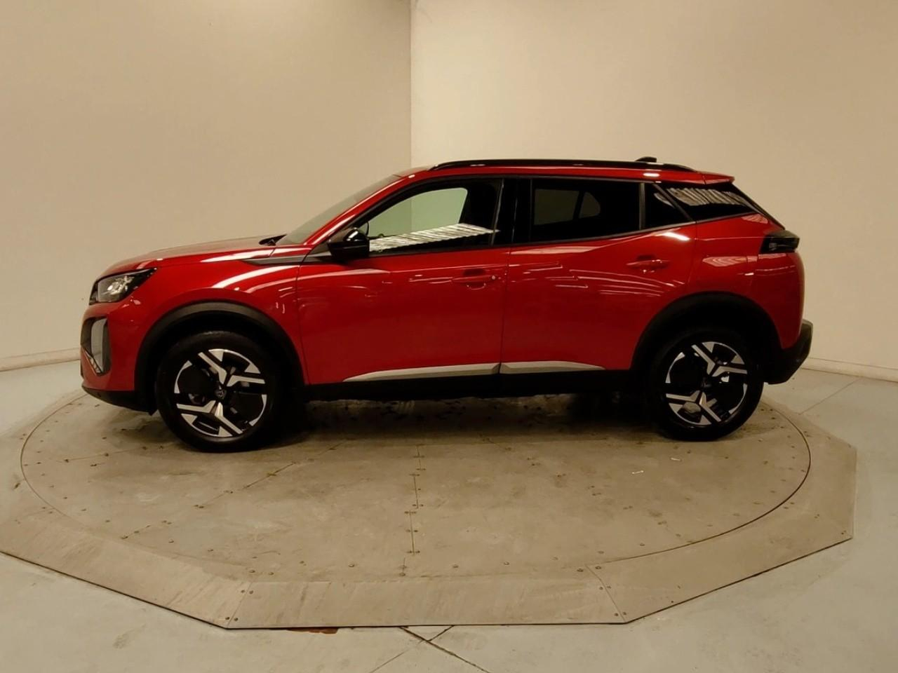 Peugeot 2008 puretech 130 s&s eat8 allure — photo 2