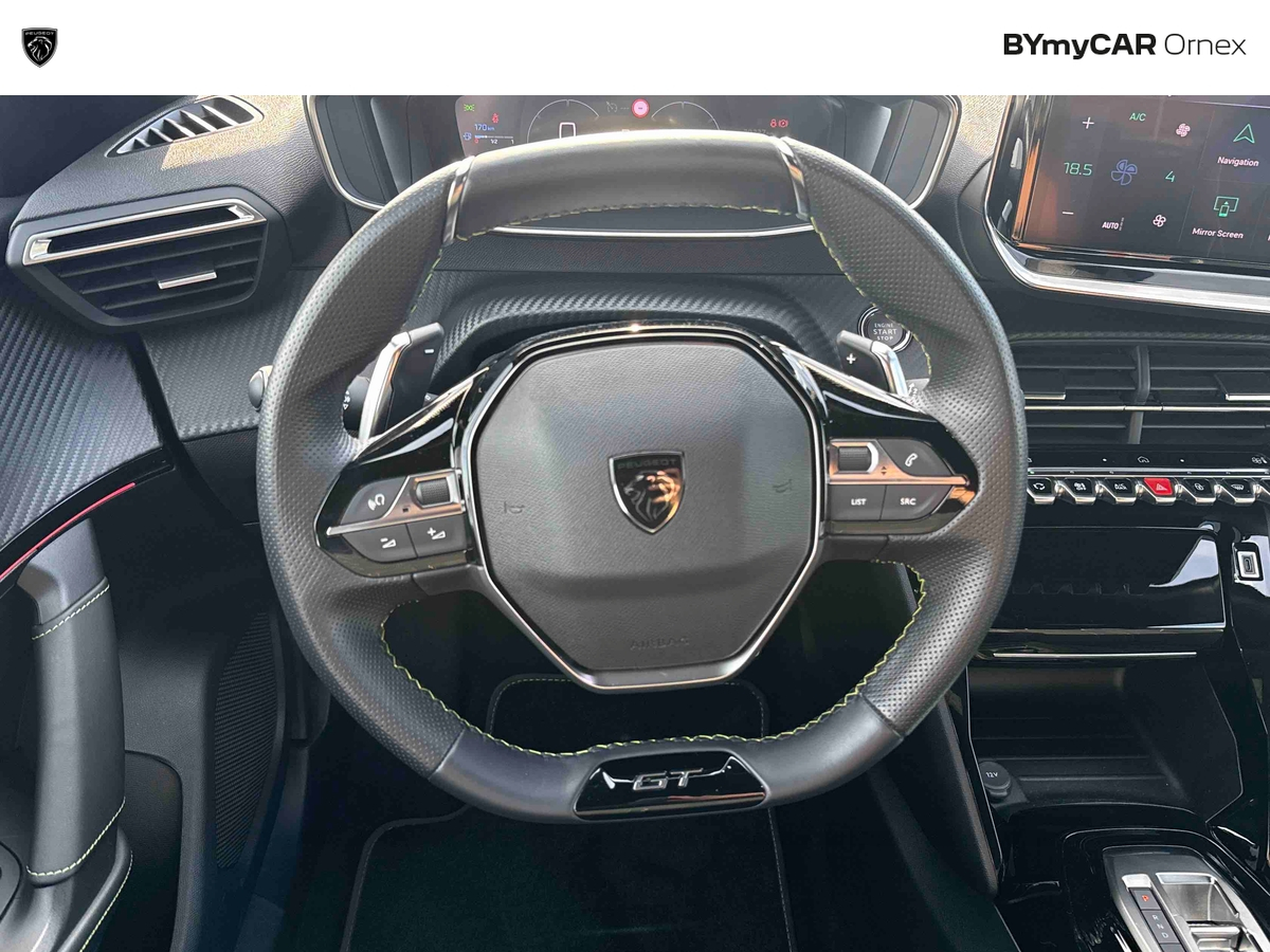 Peugeot 2008 PureTech 130 S&amp;S EAT8 — photo 10