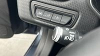 Renault Clio 1.6 E-Tech 140ch Business — photo 17