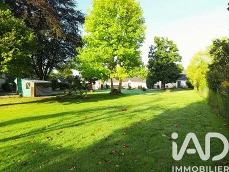 Terrain 661 m²