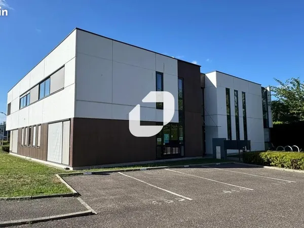Bureaux 159 m²