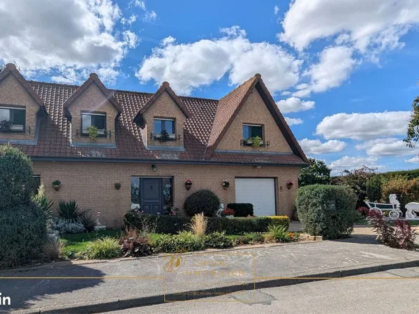 Maison 8 pièces 123 m²
