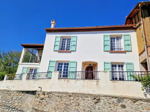 MAISON 3 FACES VUE CANIGOU + GARAGE