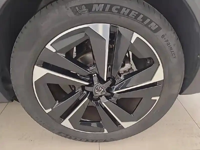 Peugeot 408 puretech 130 ch s&amp;s eat8 — photo 13