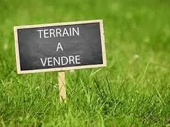 Terrain 719 m²