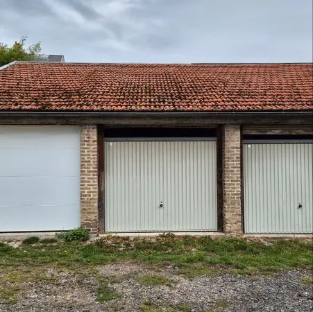 Location de 2 garages en box fermé