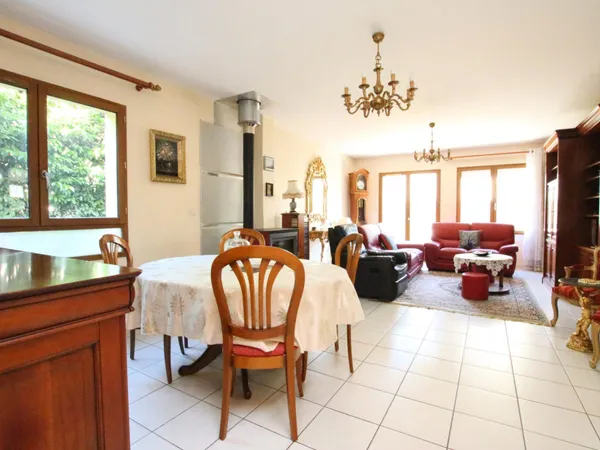 Maison individuelle 105m² à 5 minutes de la gare Fontaine-Michalon, limite Antony