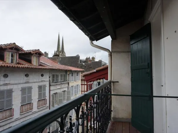 Appartement 2 pièces 62 m²