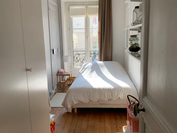 Loue chambre chez l'habitant - 10m2