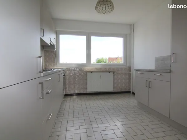 Appartement 4 pièces 82 m²