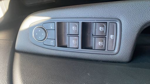 Renault Clio 1.0 SCe 65 - Evolution – 2023 – 18252 km – Essence – Boîte Manuelle — photo 1