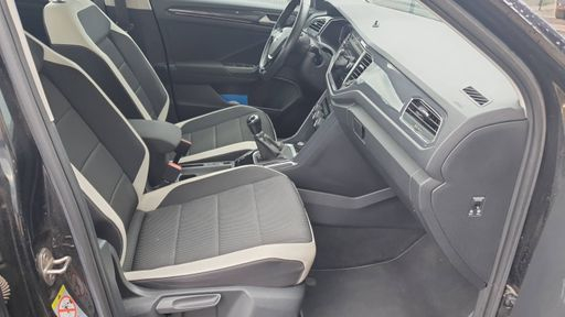 Volkswagen T-Roc 1.5 TSI 150 - Carat – 2019 – 105025 km – Essence – Boîte Manuelle — photo 30
