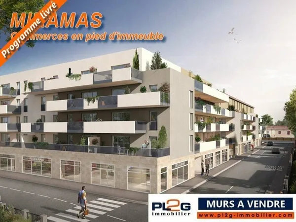 Local commercial 83 m²