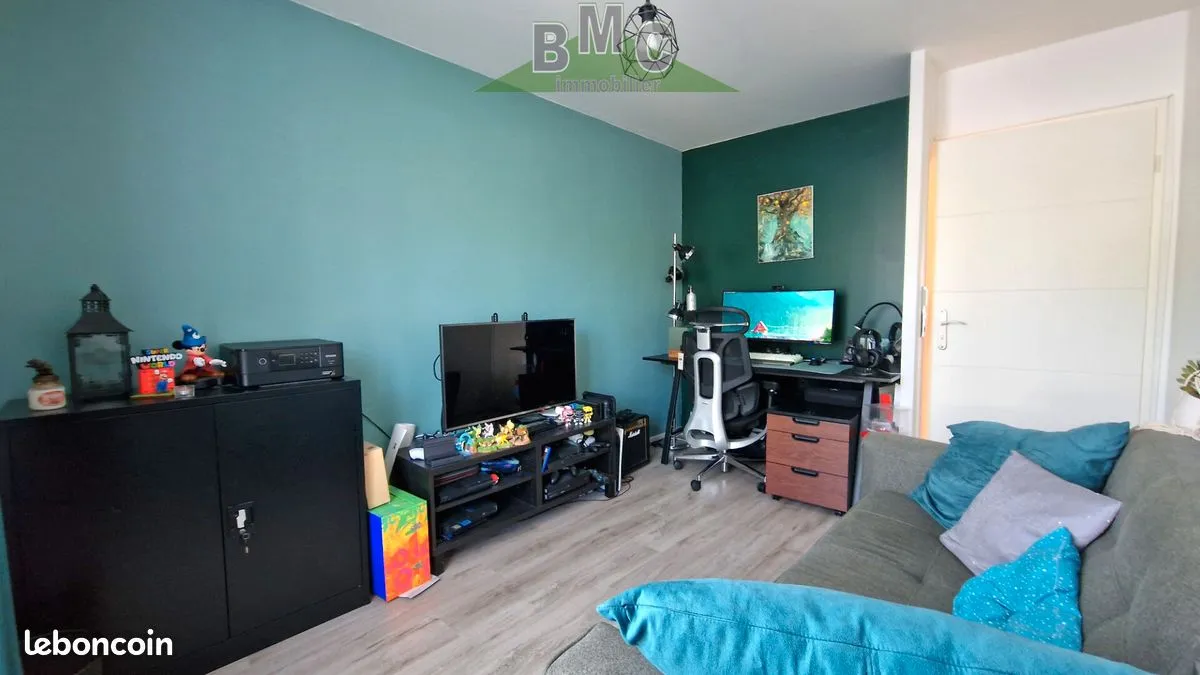 Photo 10