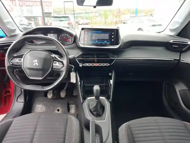 Peugeot 208 puretech 75 s&amp;s bvm5 — photo 11