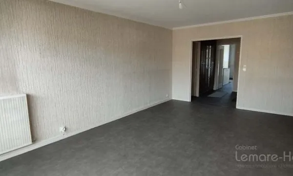 Apt F3 - 67.12 m² - Résidentiel - Ascenseur et Gardien - Cave et Parking -