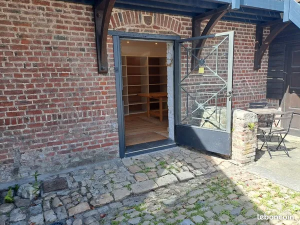 Local professionnel 57m² Lambersart Bourg