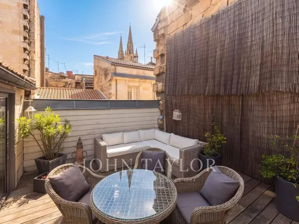 Maison 8 pièces 288 m²