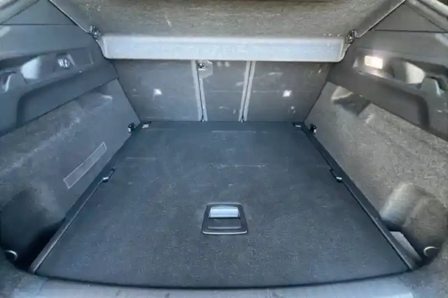Peugeot 3008 hybrid 136 e-dcs6 — photo 15