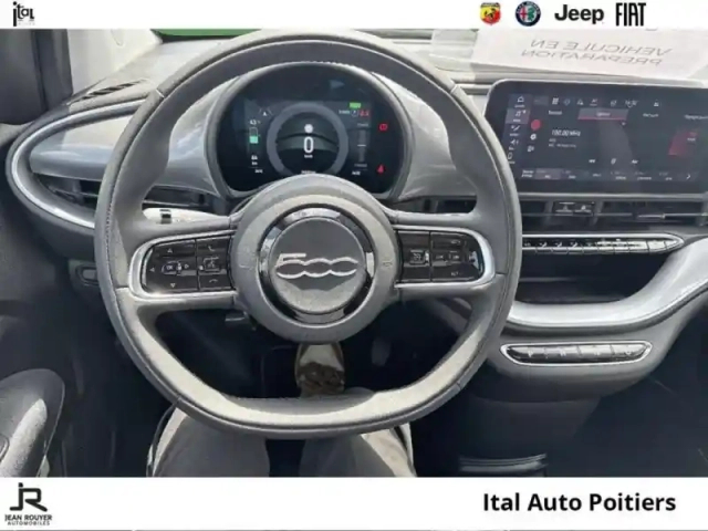 Fiat 500 fiat e icône berline 23,8 kwh — photo 8